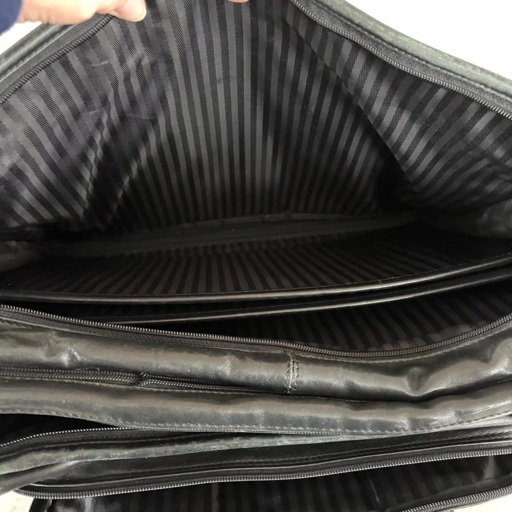 Tumi Black‎ Expandable Leather Computer Briefcase Bag